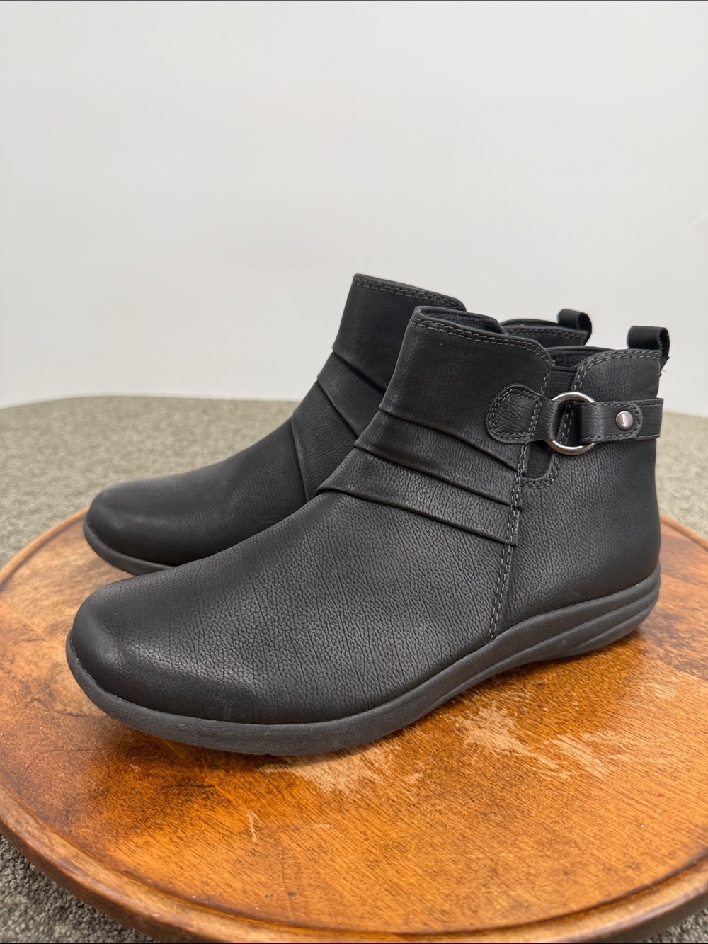 Earth Spirit Boots Wm 8 Comfort Black Faux Leather Ankle Buckle Zip Lightweight
